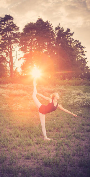 Photograph Markus Aspegren Dancer In The Field on One Eyeland